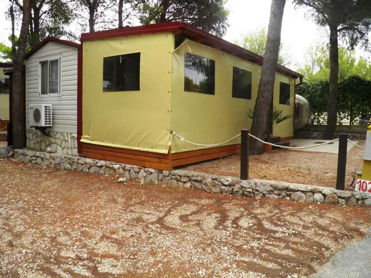 Holiday park Mobile Homes Jambresic Drage